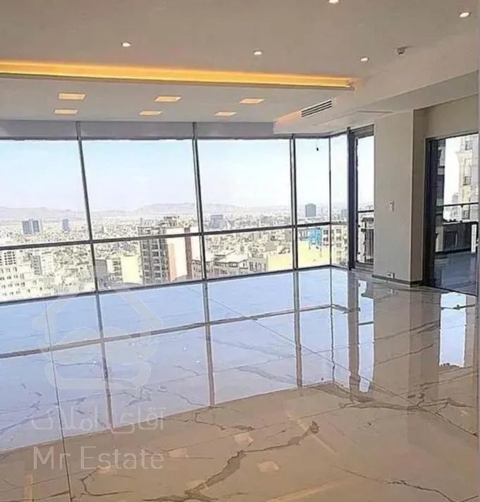 آپارتمان ۳۳۰ متری ۴ خواب +سوییت مجزا/معاوضه