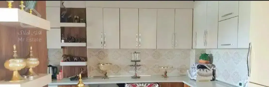 آپارتمان تک واحدی ۱۰۵ متر مفید بنا  خ تهران