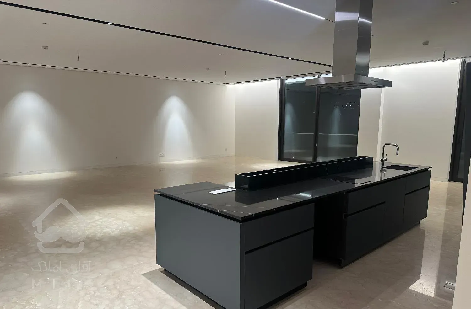 450مترپنت هاووس ۴خواب کامرانیه شمالی سوپرلوکس