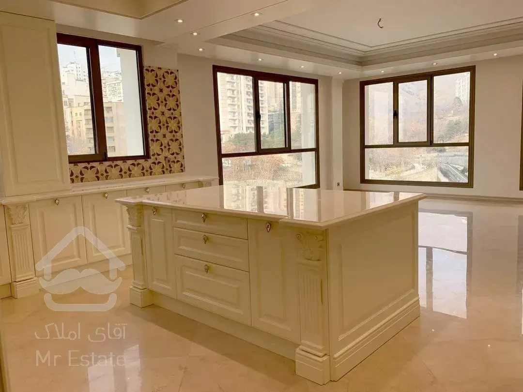 فروش اپارتمان 205 متری زعفرانیه