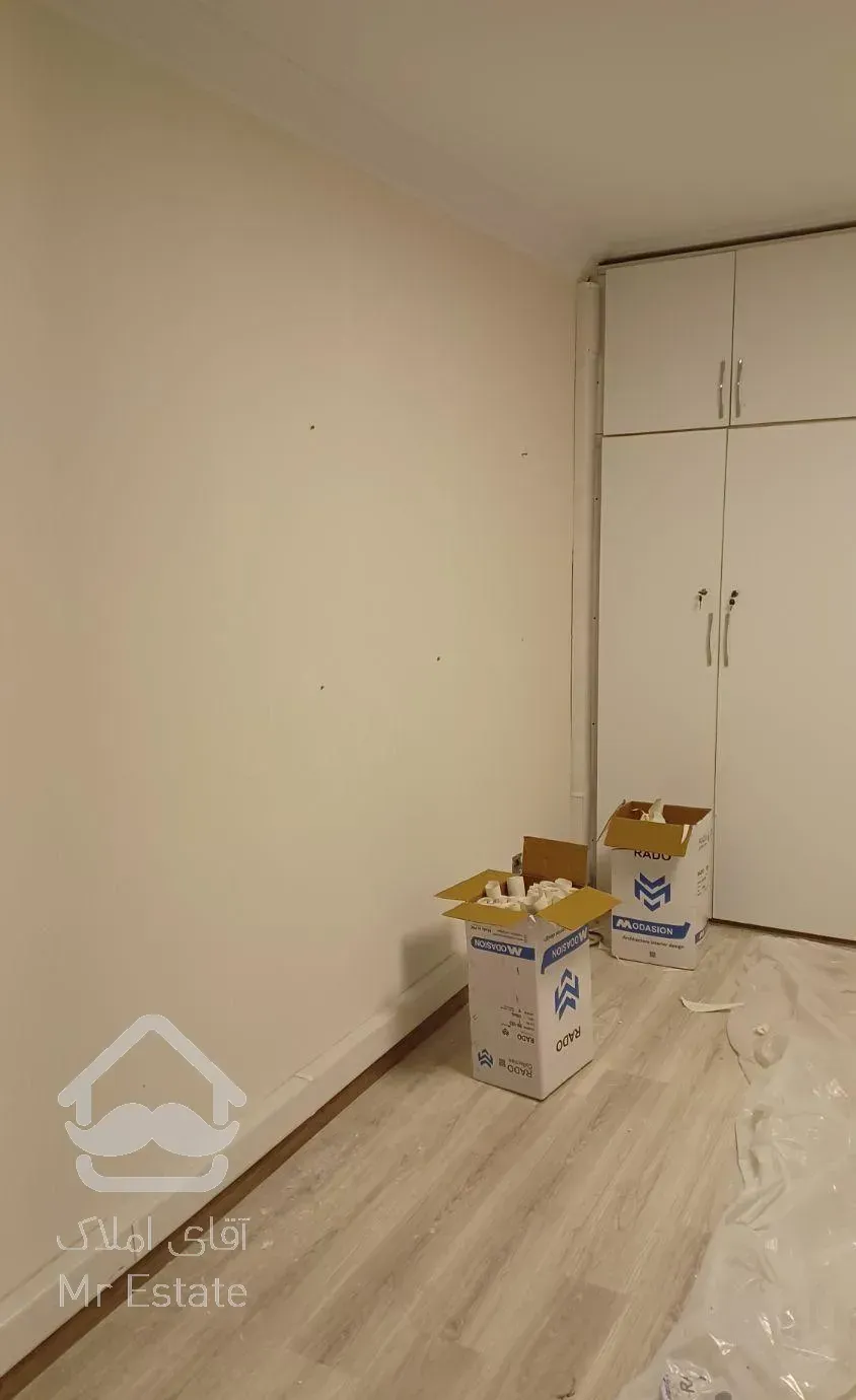 کاغذ‌دیواری‌ونقاشی‌ساختمان