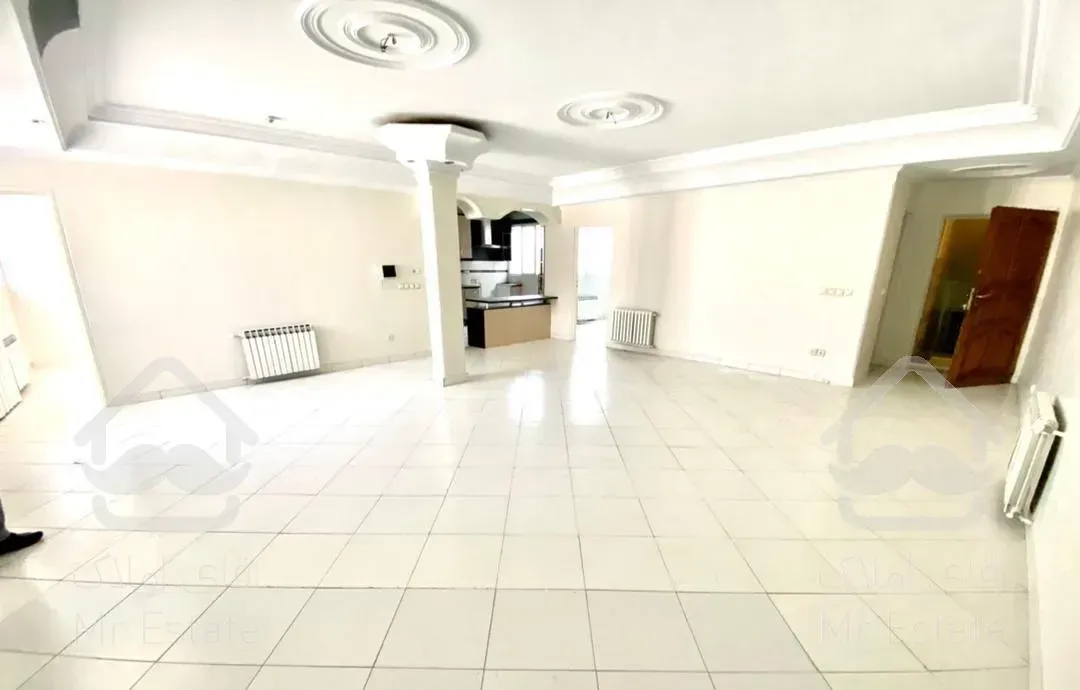 آپارتمان۱۲۰متر۳خواب نور گیر خوش نقشه