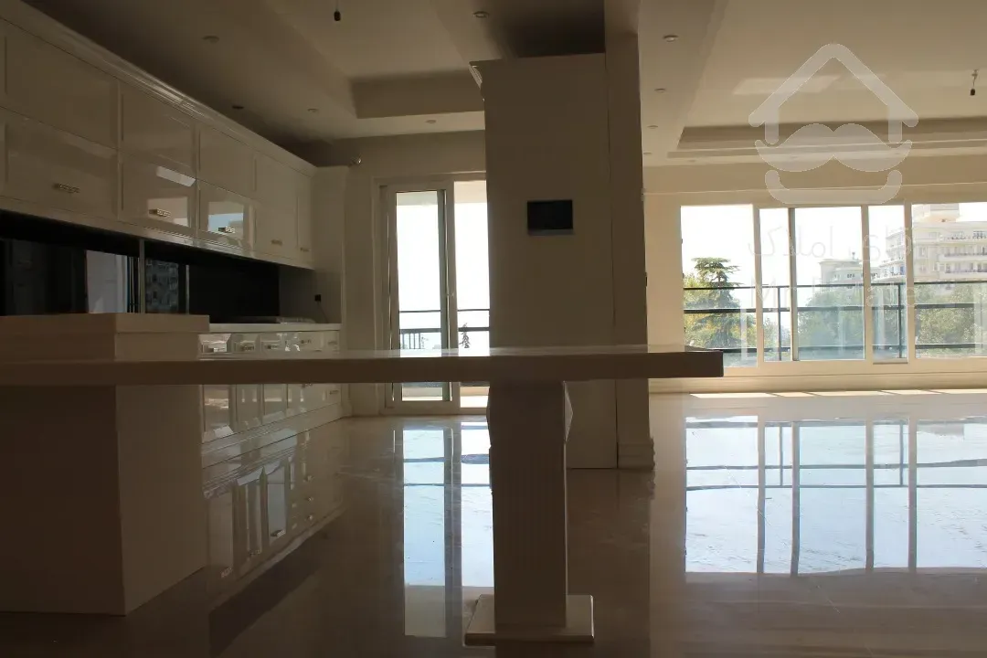 فروش 200 متری دیباجی جنوبی