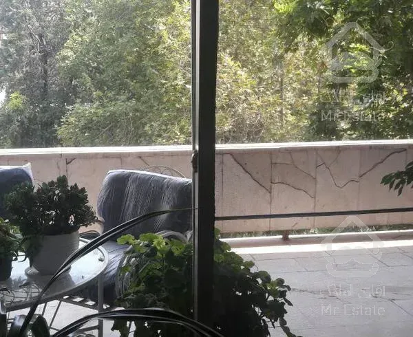 ۱۸۵متر۳خ با۷۵مترحیاط اختصاصی و۱۰مترپاسیو