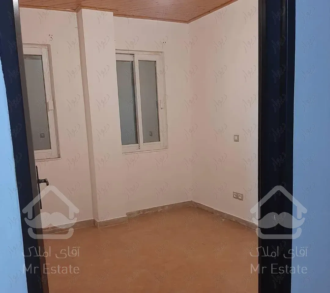 ۷۵ متر  دوخوابه طبقه دوم