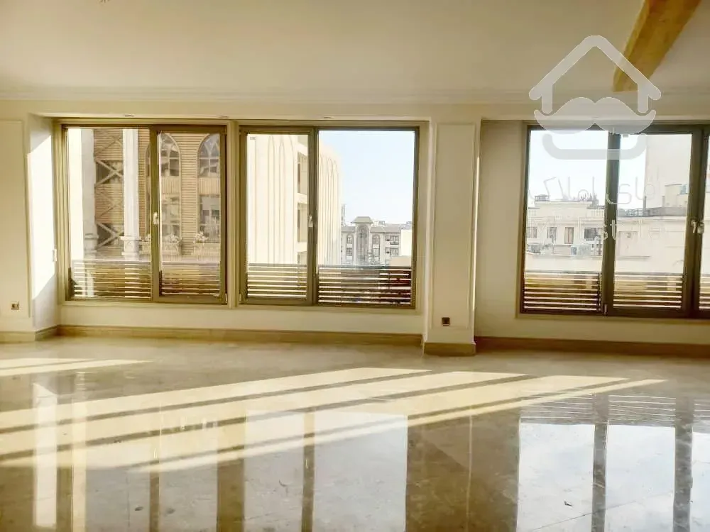 اجاره ۲۴۰متر ویو ابدی غرق نور. دو پارکینگ. زعفرانیه