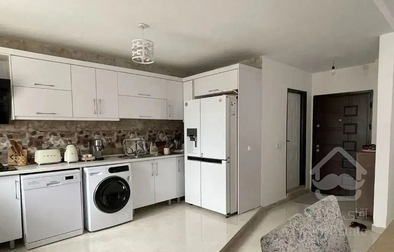 آپارتمان ۱۳۰ متر رادیو دریا