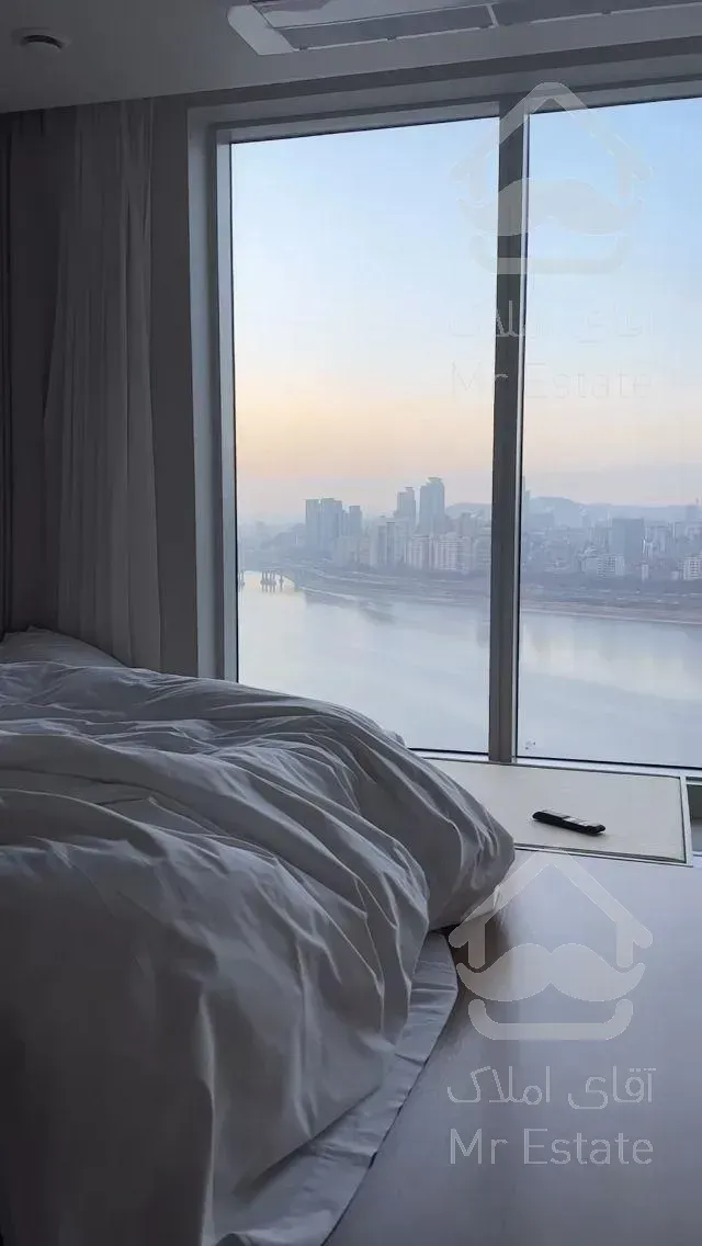 واحد ۸۰ و ۱۲۰ برج هایپرلوکس دریاچه چیتگر