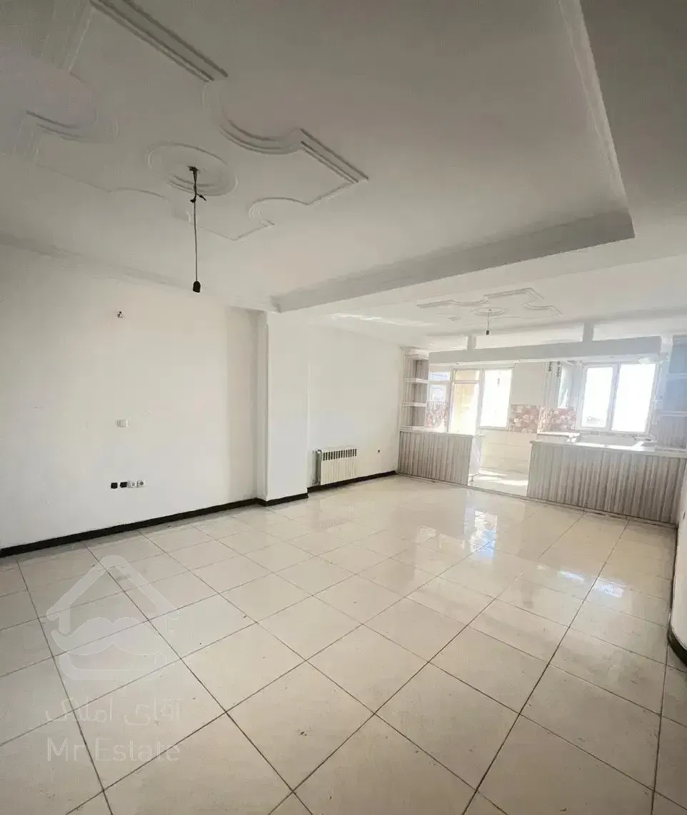 ۸۰ متر فول امکانات روبه افتاب (تراورتن)