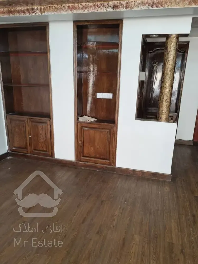 ۱۷۳ متر در مجتمع مسکونی. ۲۰ واحد با ۲ لاین اسانسور