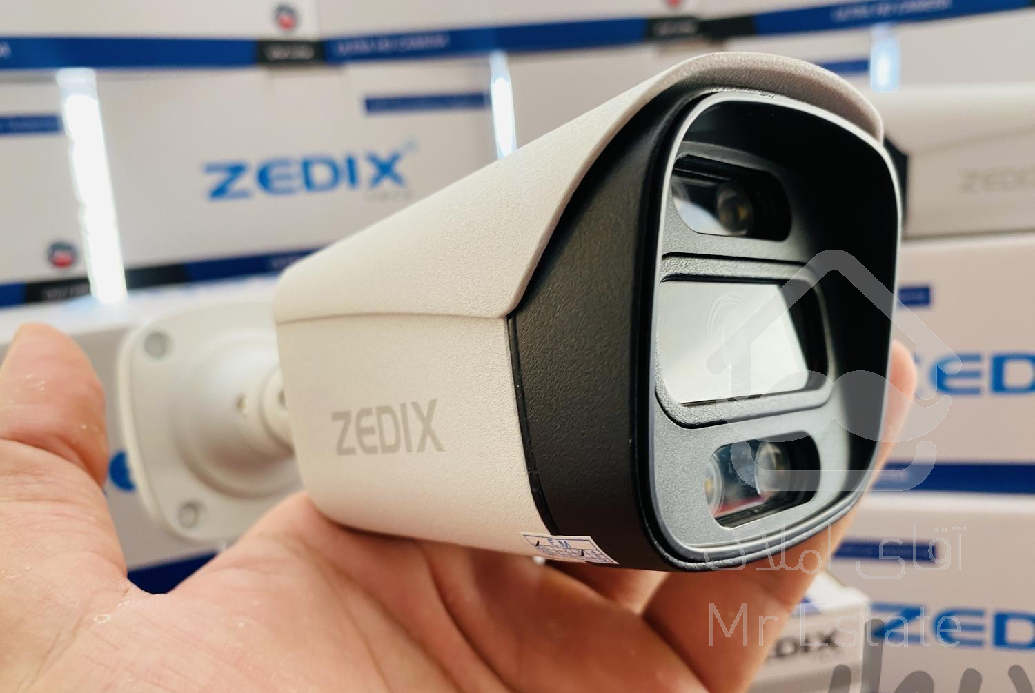 دوربین مداربسته نسل جدید 5mg IP ZX-ipc 2520W