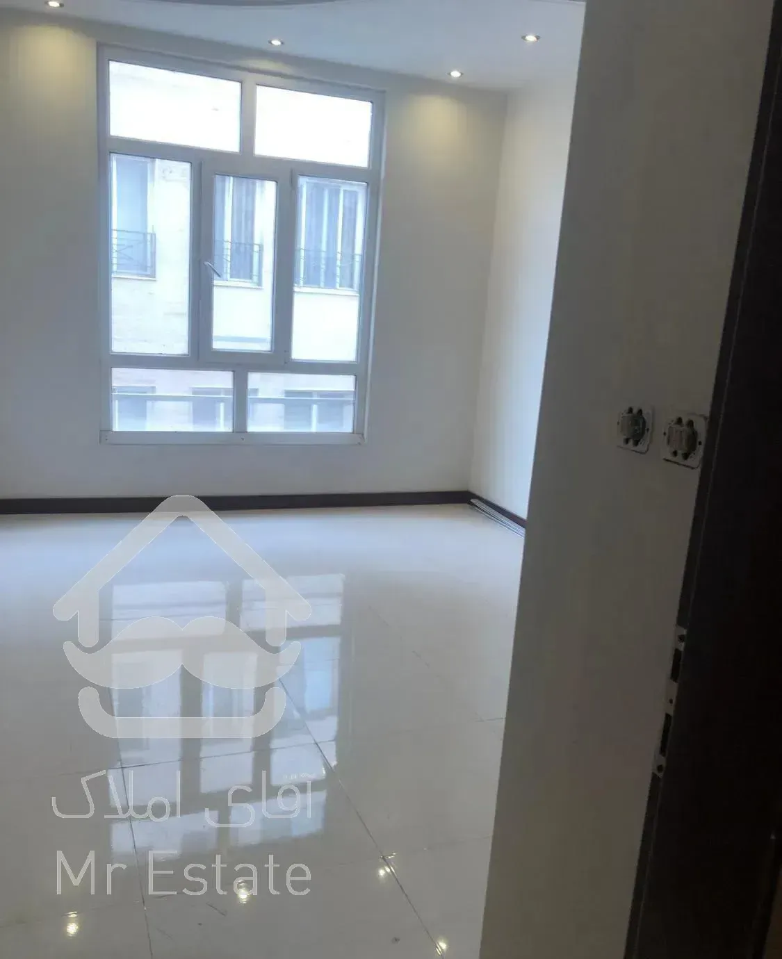 ازگل-۱۸۳متر آپارتمان کلید نخورده