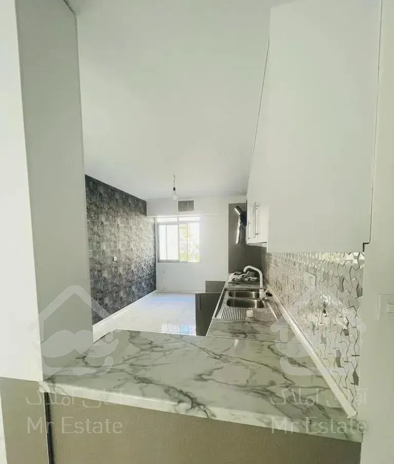 ۱۶۰ متر سه خوابه/ تک واحدی / کلید نخورده