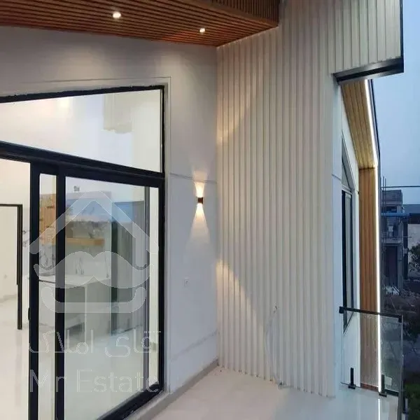 فروش ویلا فوق مدرن و تک شهرکی-240متری-استخردار