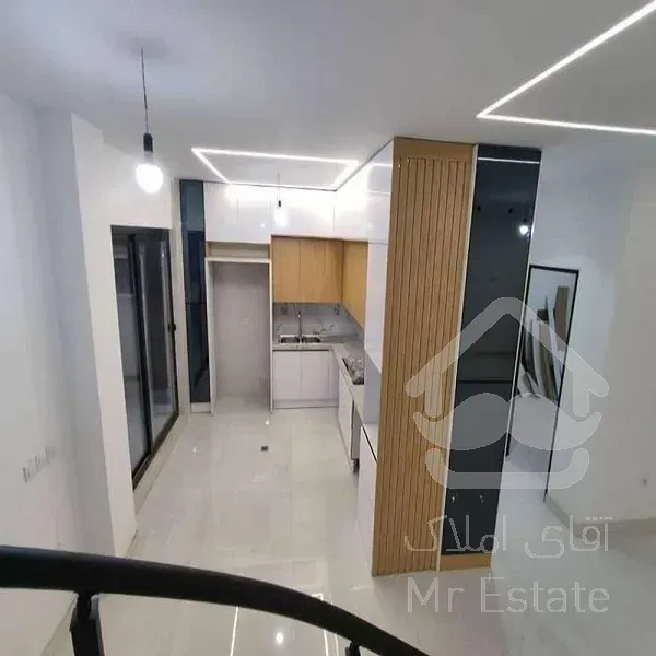 فروش ویلا فوق مدرن و تک شهرکی-240متری-استخردار