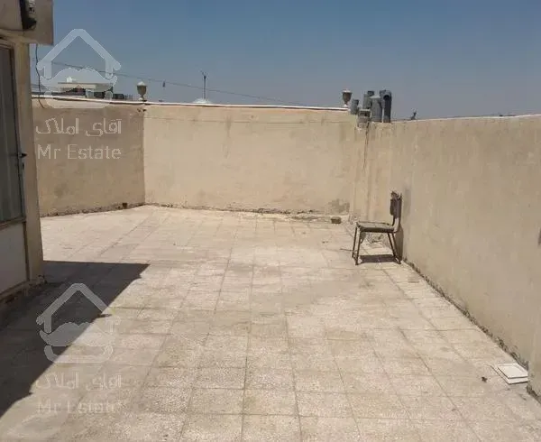 آپارتمان ۸۵ متری 1خوابه تمیز