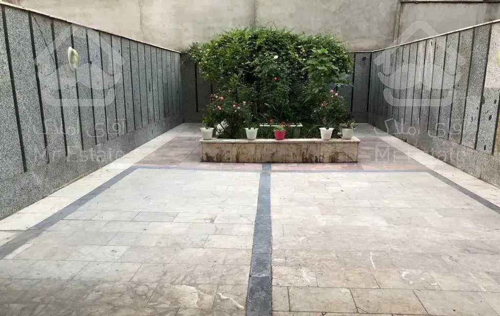 آپارتمان تک واحدی ۱۰۰ متری شهرآرا دو خوابه