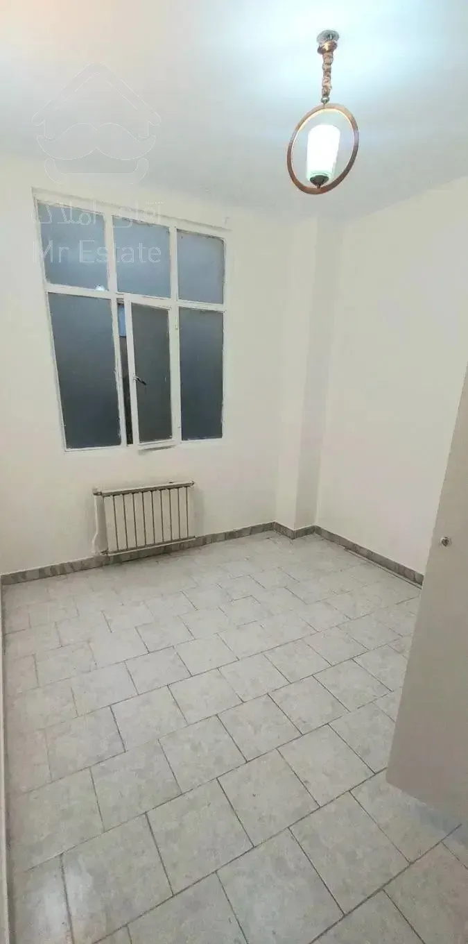 48متر 1خواب با پارکینگ و انباری سندی سیدخندان