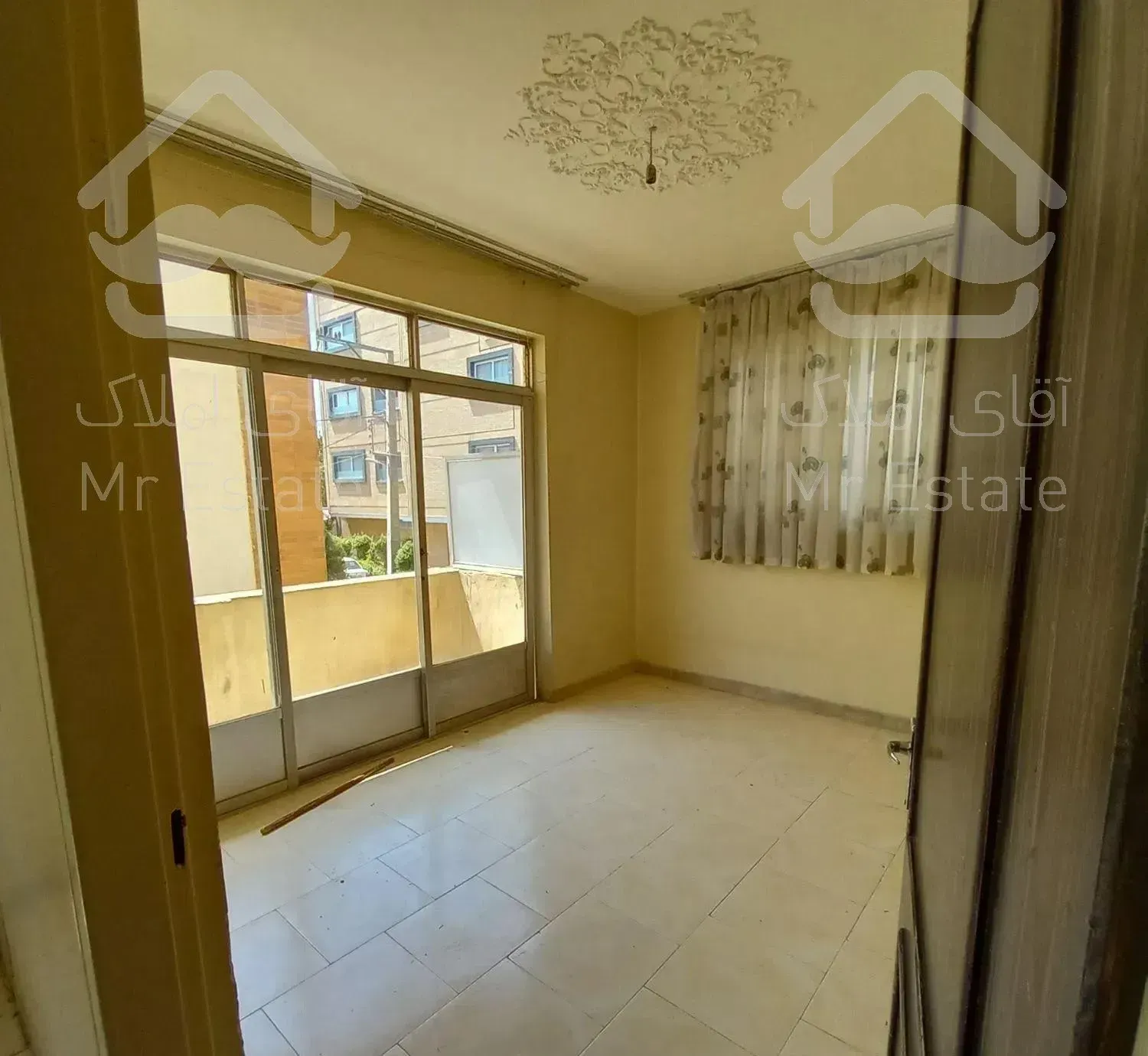 اجاره ۳خوابه خیابان ساحل رباط اول