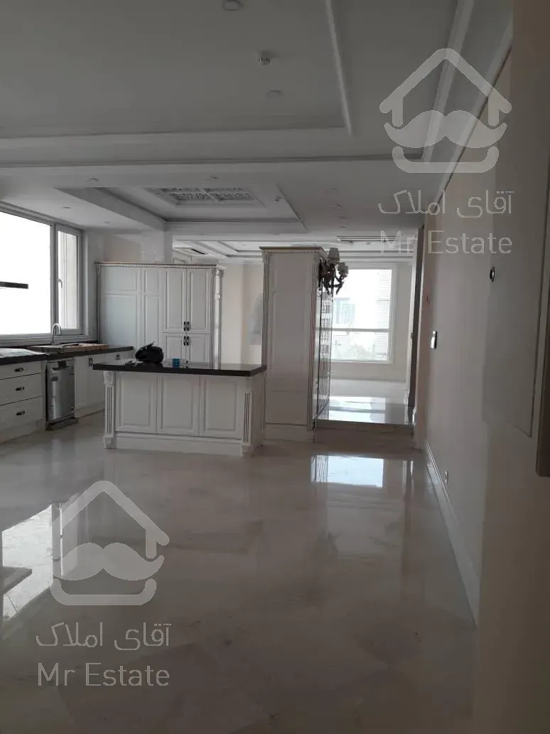 ۲۰۰ متر ۳ خواب طبقه ۲