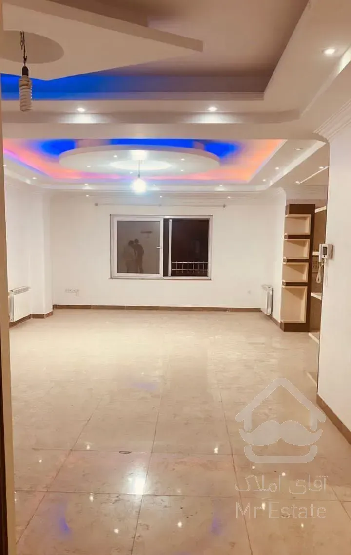 فروش آپارتمان ۱۳۰ متری محدوده اوقاف