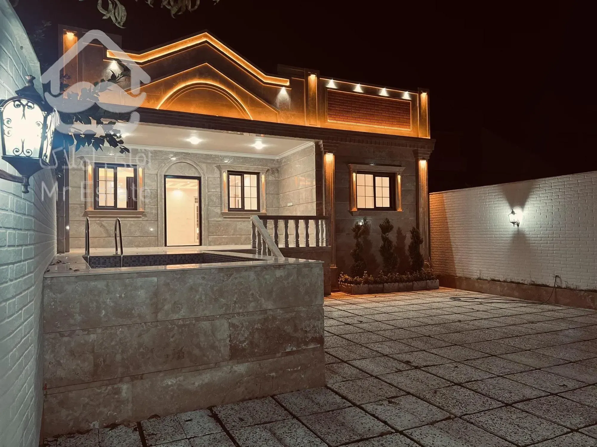 ویلای سوپر لاکچری ۲۸۵ متری زیر قیمت