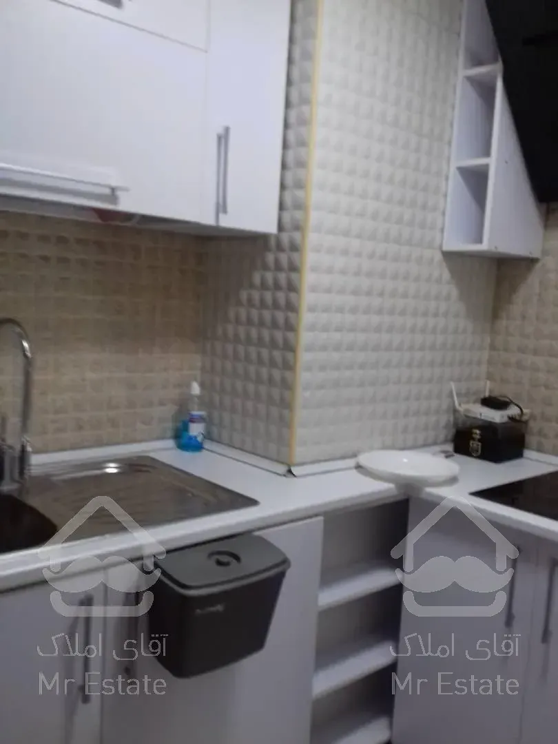 114 متر اداری قلهک