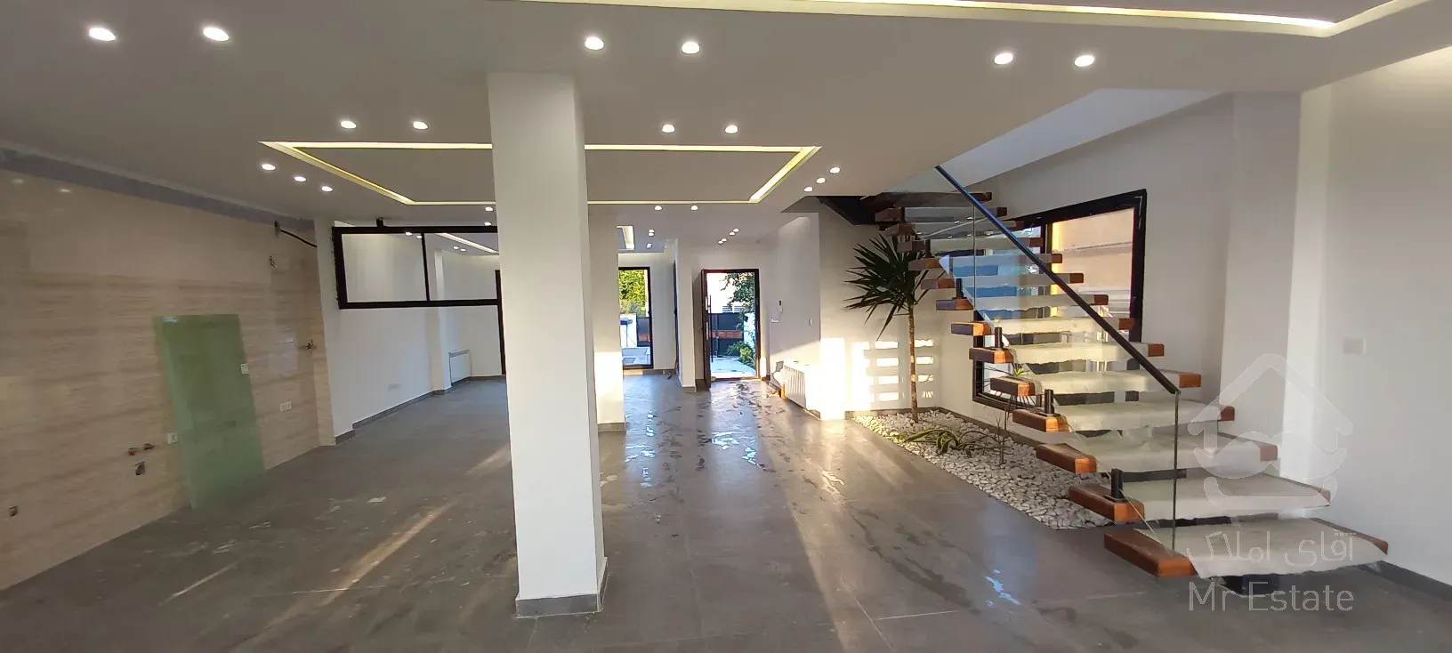 فروش ویلا لاکچری مدرن استخر دار با جکوزی تنکابن شهرکی خصوصی