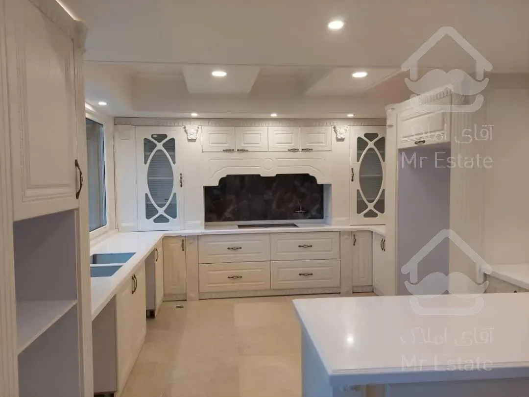 رهن و اجاره 210 متری دیباجی