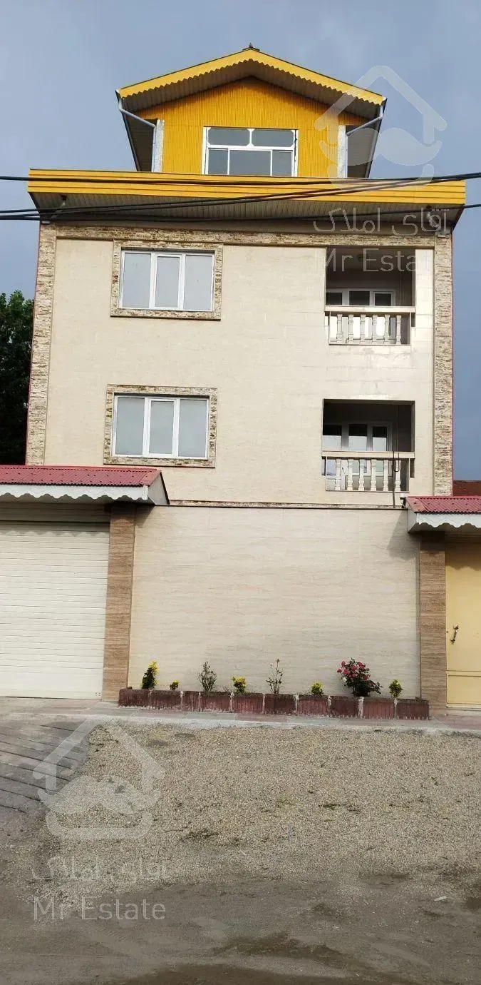 آپارتمان ۱۲۲ متر نوساز محله بشمن انزلی