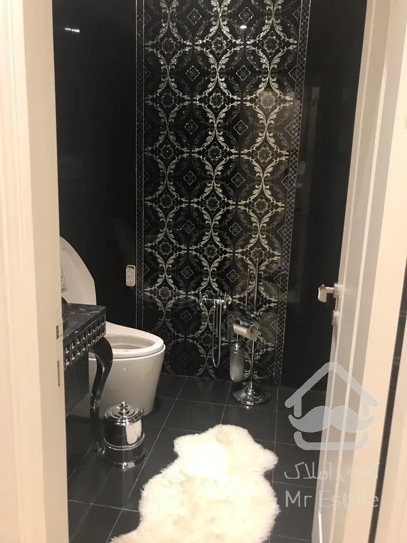 ۱۴۸ متر ولنجک زیر سیزدهم دید شهر