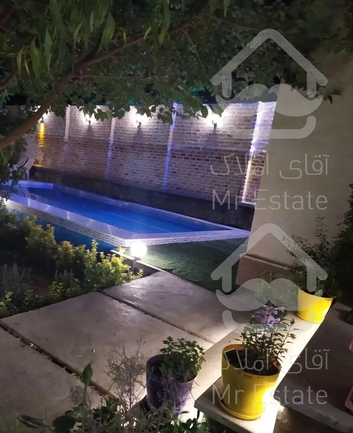 ویلا مبله استخر روباز آب گرم