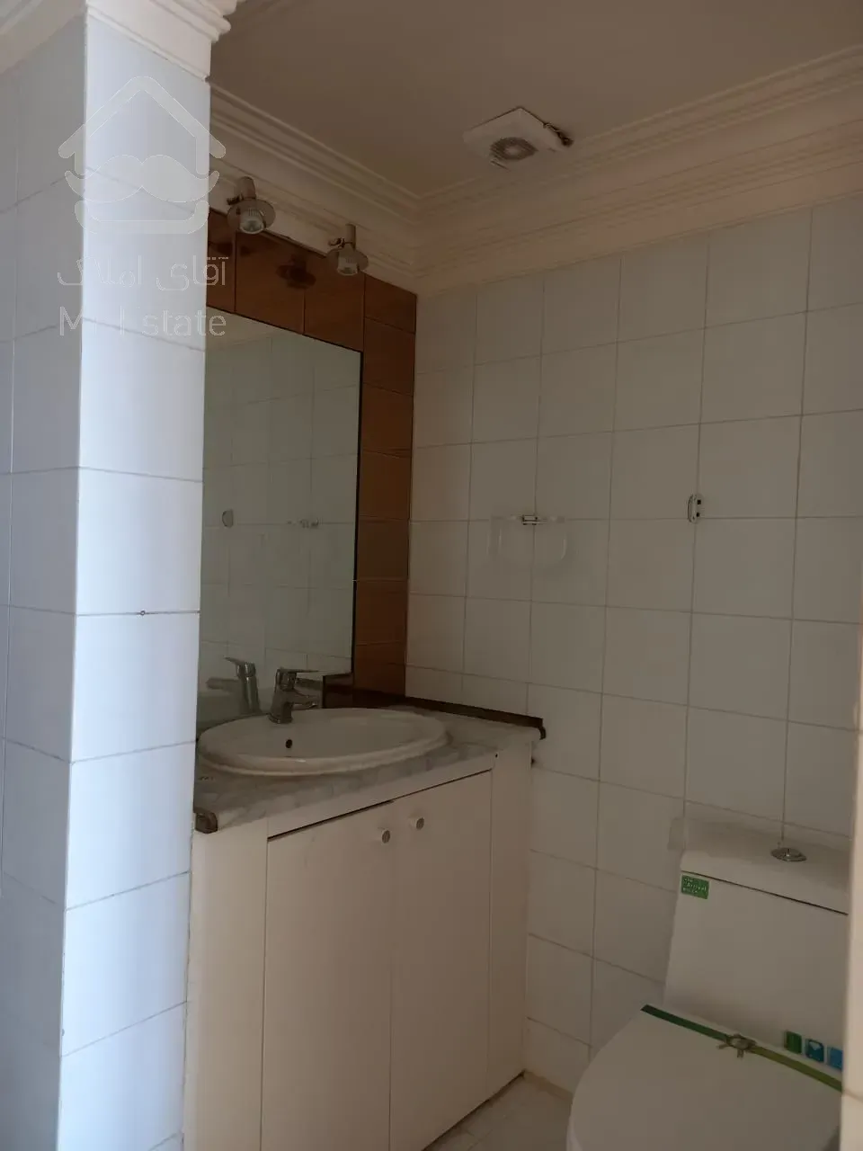 اجاره 195 متر آجودانیه