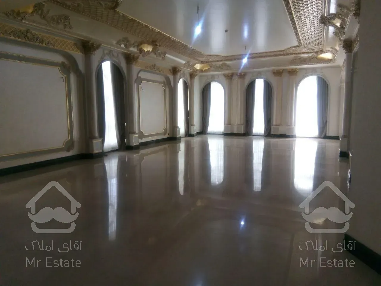 رهن و اجاره آپارتمان 165 متری آجودانیه