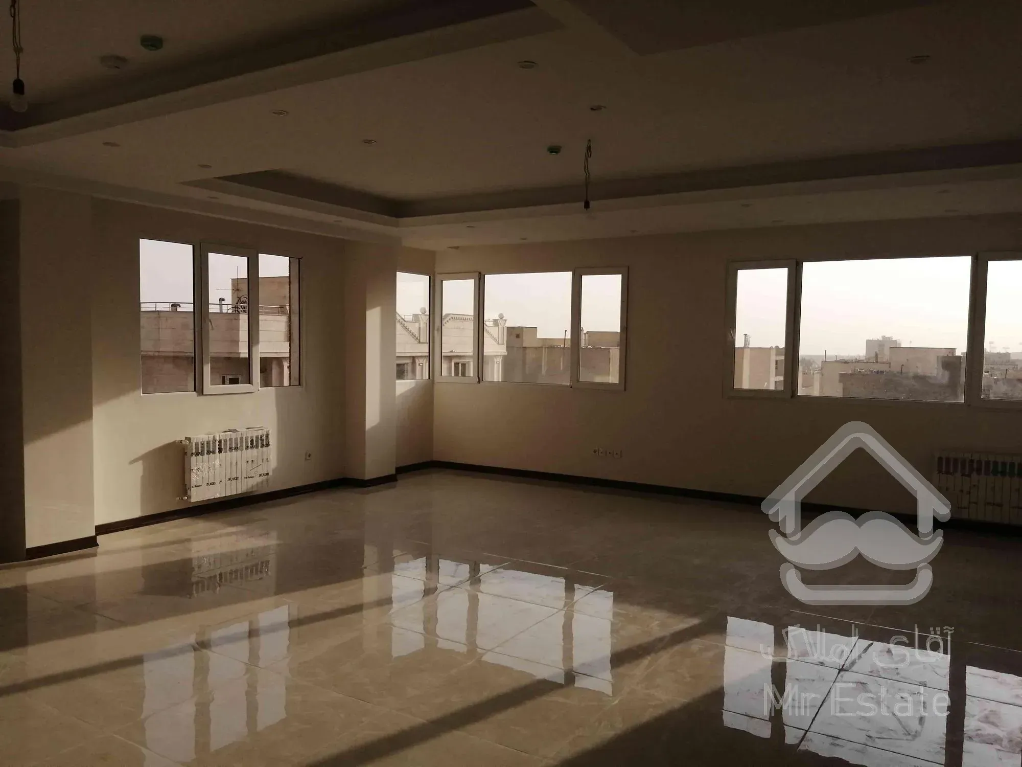 خرید وفروش آپارتمان مسکونی120متری در بلوار فردوس