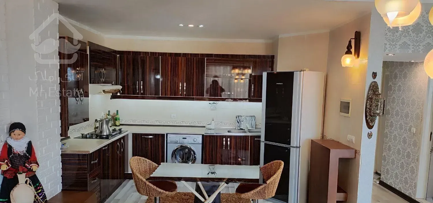 آپارتمان ۸۵ متری رو به دریا