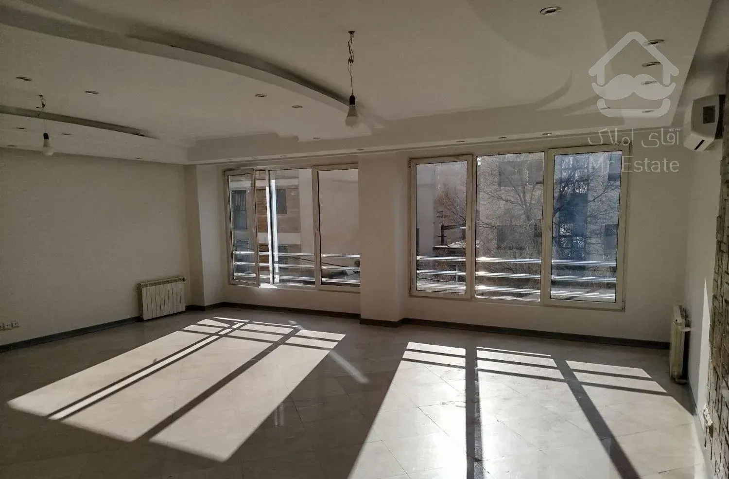 سعادت آباد ۱۳۰ متر صرافهای شمالی