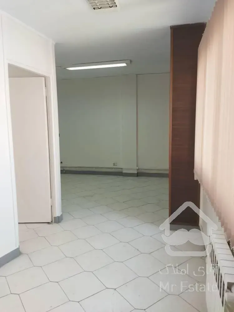 1500متر مستقلات سند اداری بر اصلی بخارست