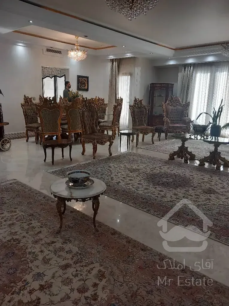 فروش 130 متر مسکونی پاسداران