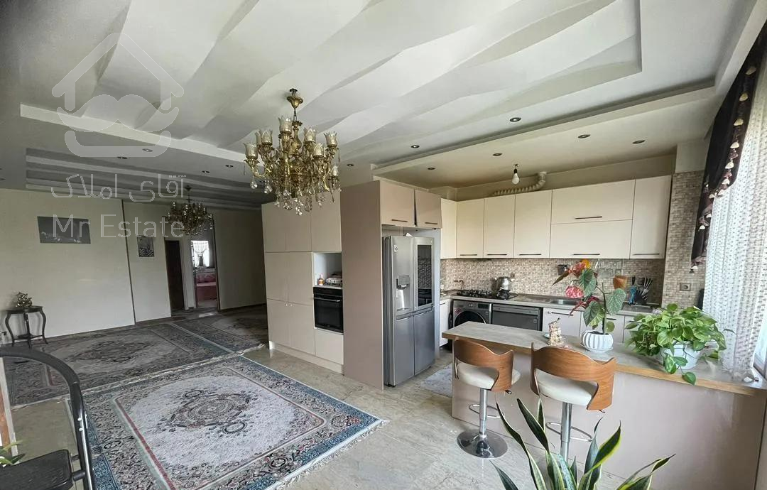 آپارتمان،۱۰۳ متر،خوش نقشه،رو به آفتاب