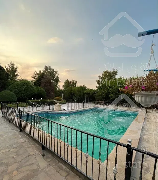 ۳۰۴متر منزل ویلایی نزدیک رودخانه خیابان میر اب ۲۵۰