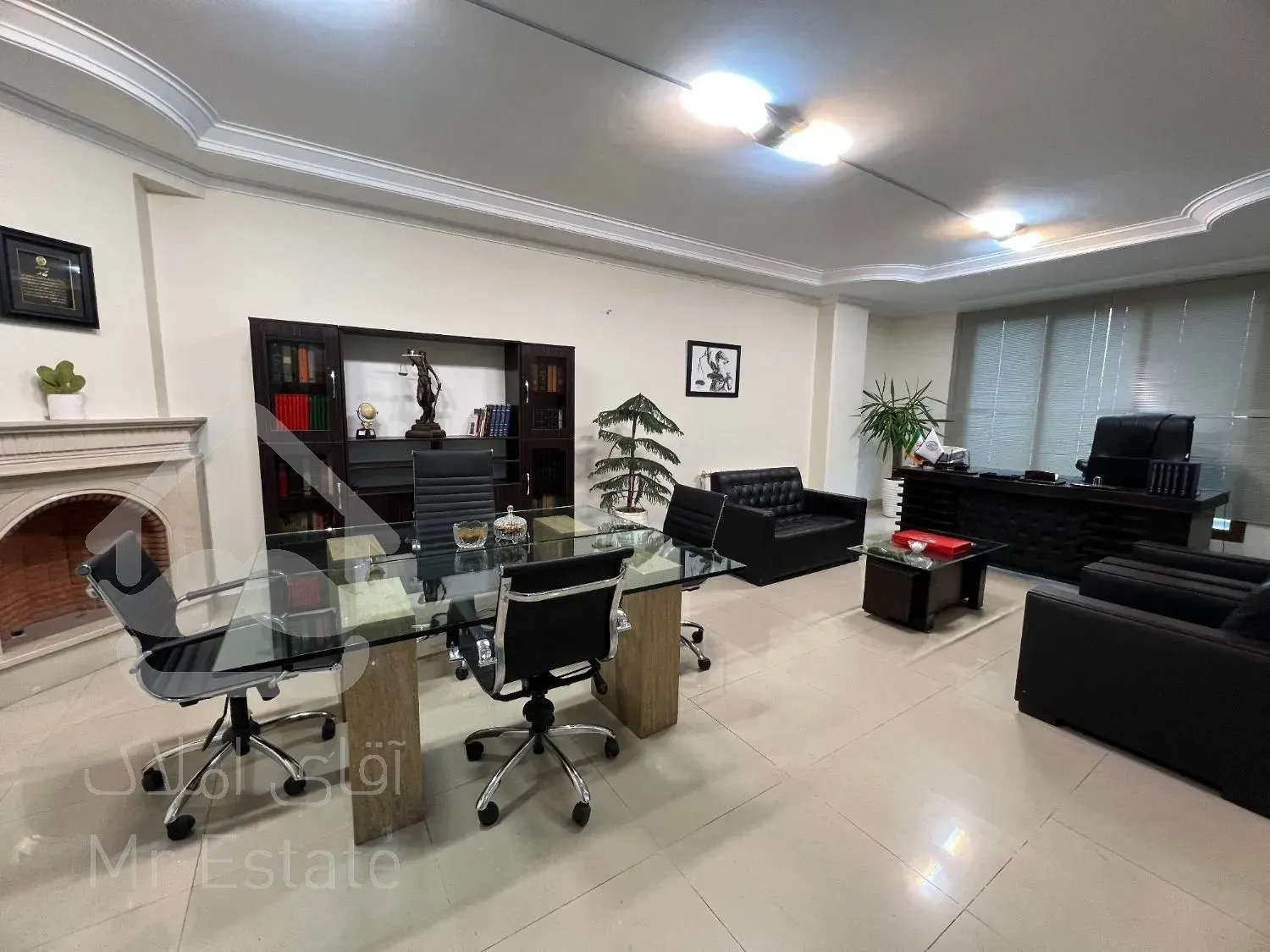 129متر سعادت آباد*ساختمان پزشکان*ورودی شیک