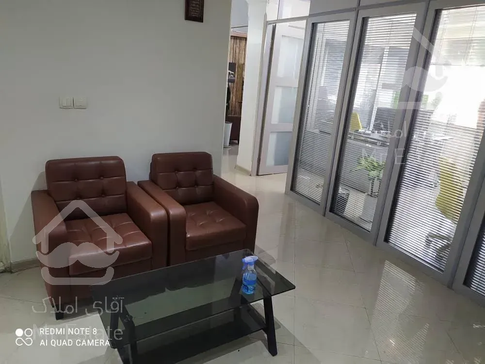 70 متری اداری در پاسداران به قیمت