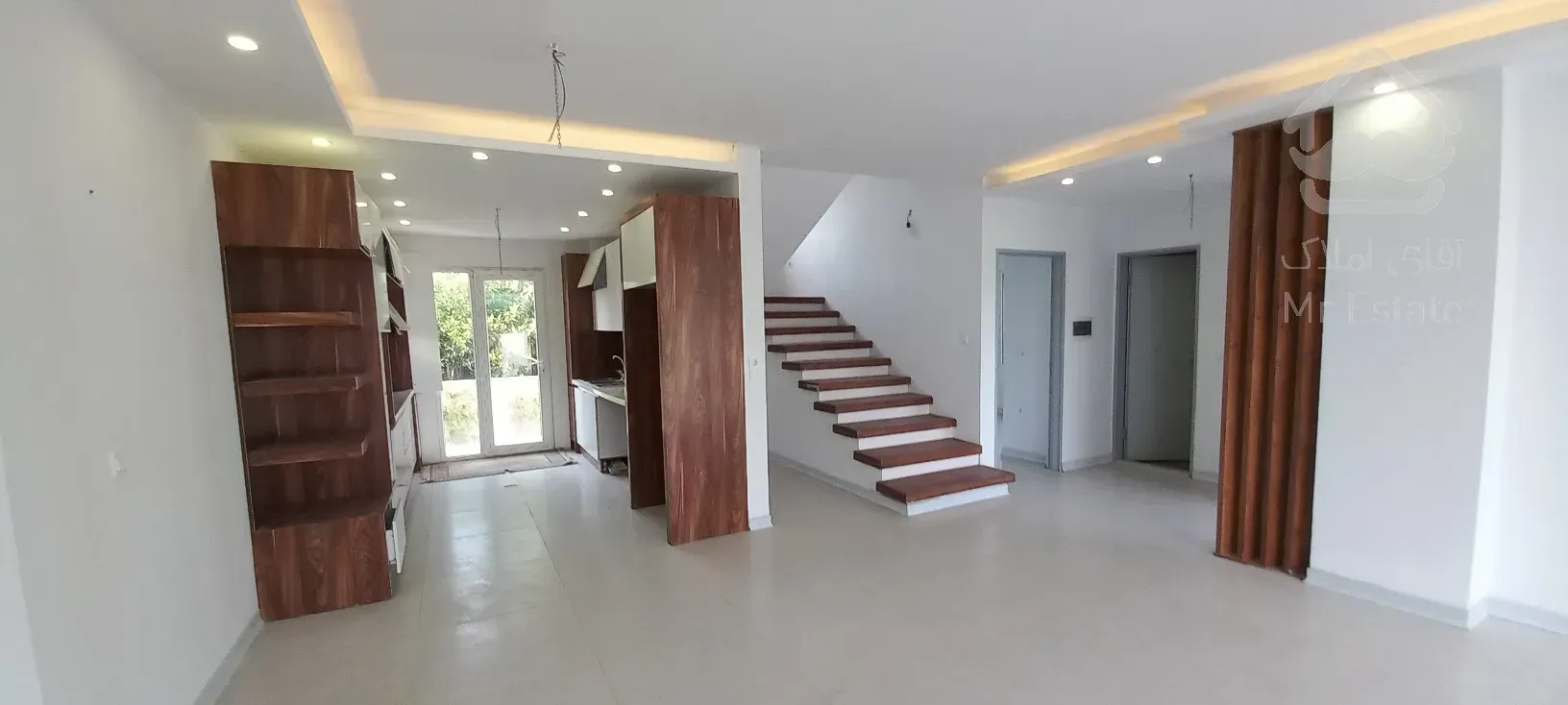 فروش ویلا لاکچری مدرن استخردار تنکابن