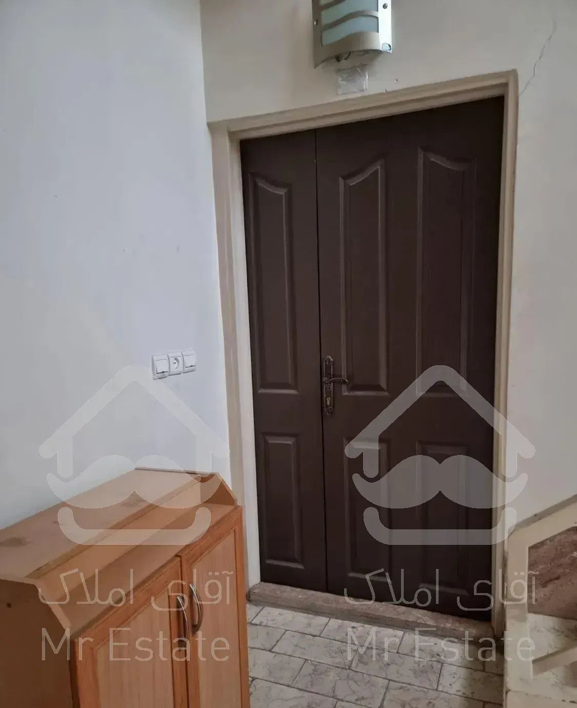 سه طبقه آپارتمان، دربست ۲۲۵متر