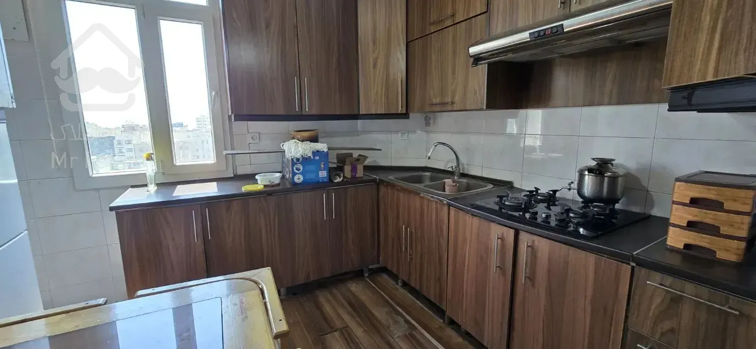 100مترشهرک غرب*موقعیت اداری*مطب،دفاترکار،تابلوخور