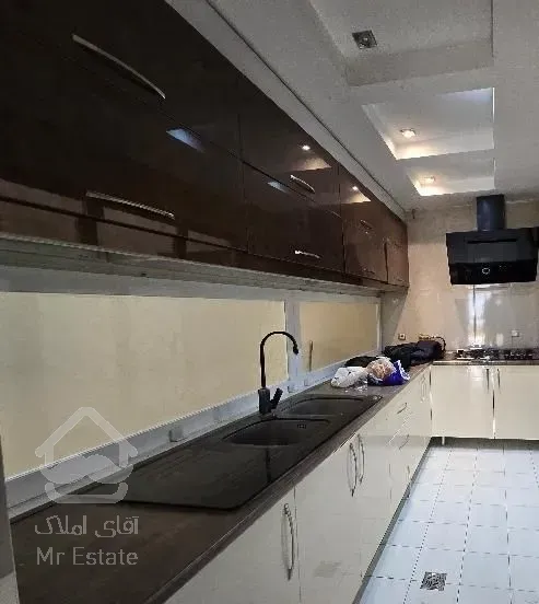 72متر م کاج سعادت آباد*بلوار اصلی*سند اداری*