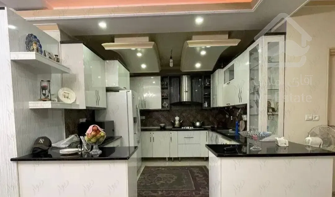 تک واحدی ۱۱۰متر ۳خواب/فول امکانات سندتکبرگ/چیتگر