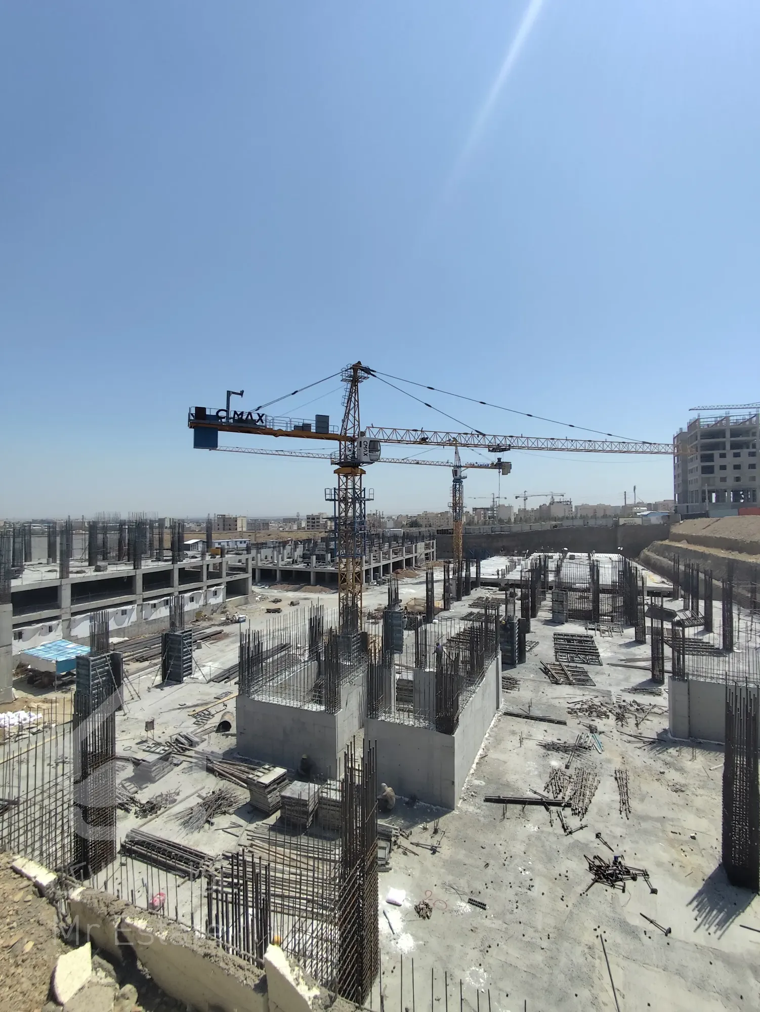 بهترین فرصت طلایی پیش فروش واحد ۱۰۲متری  چیتگر دوخوابه  برج رویایی  و مجلل  سند تک برگ اقساطی