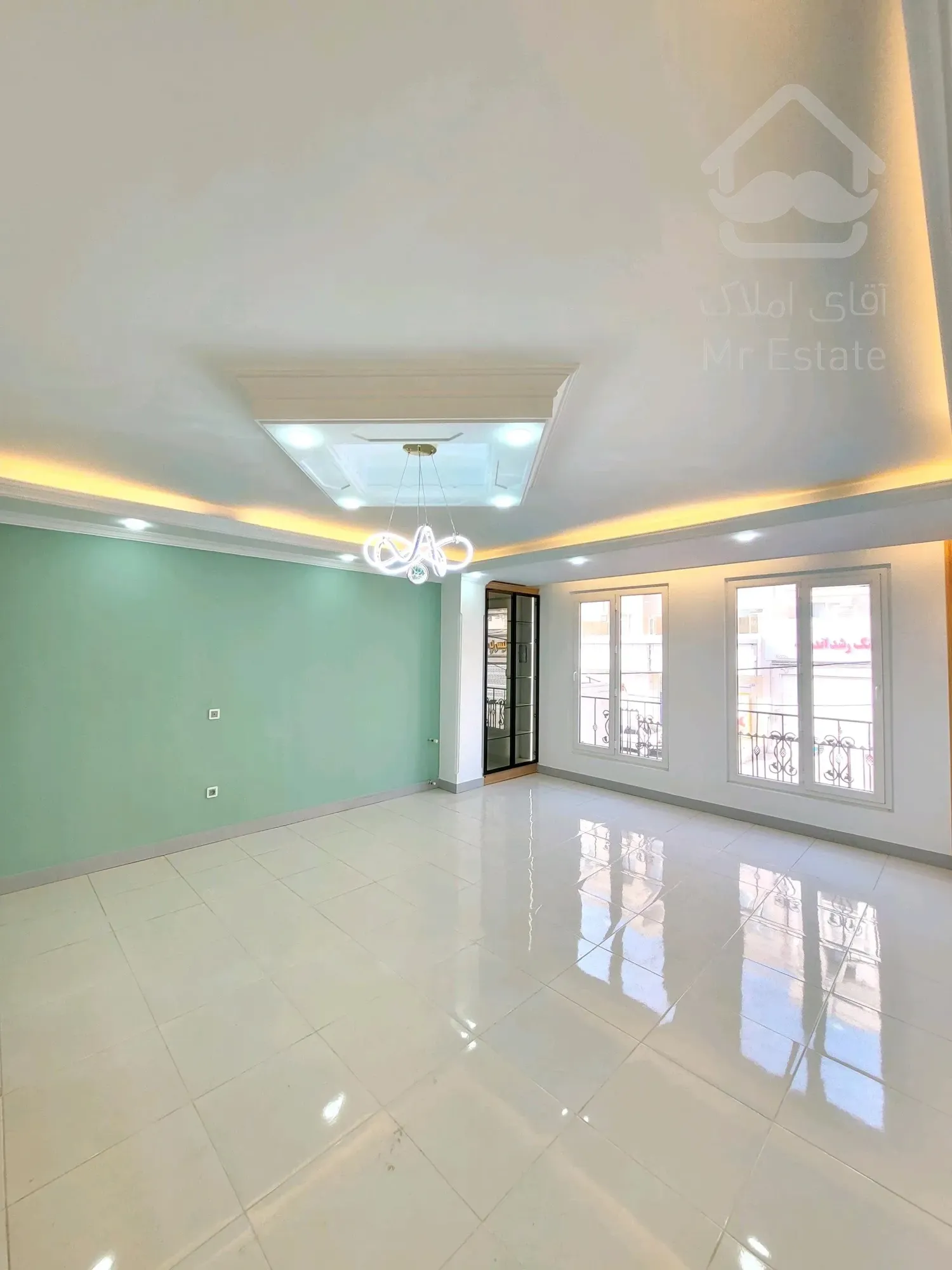 ۸۱متر/سند تک برگ/۲۰متر حیات خلوت/سرمایه گزاری